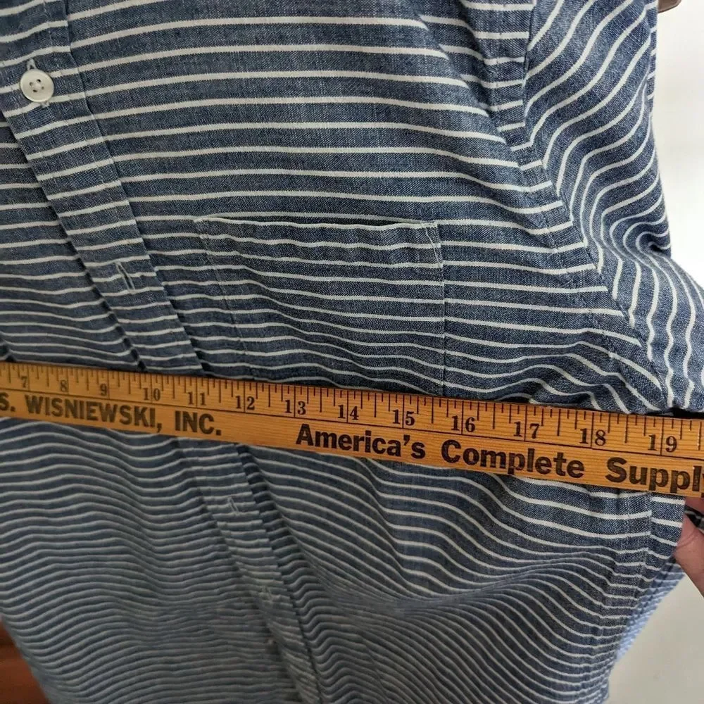American eagle men's button down striped xs